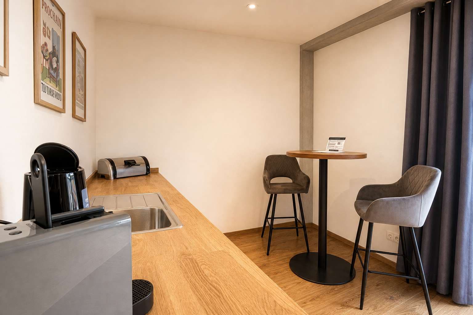 Smartment 5 — Doppelzimmer - Photo 1